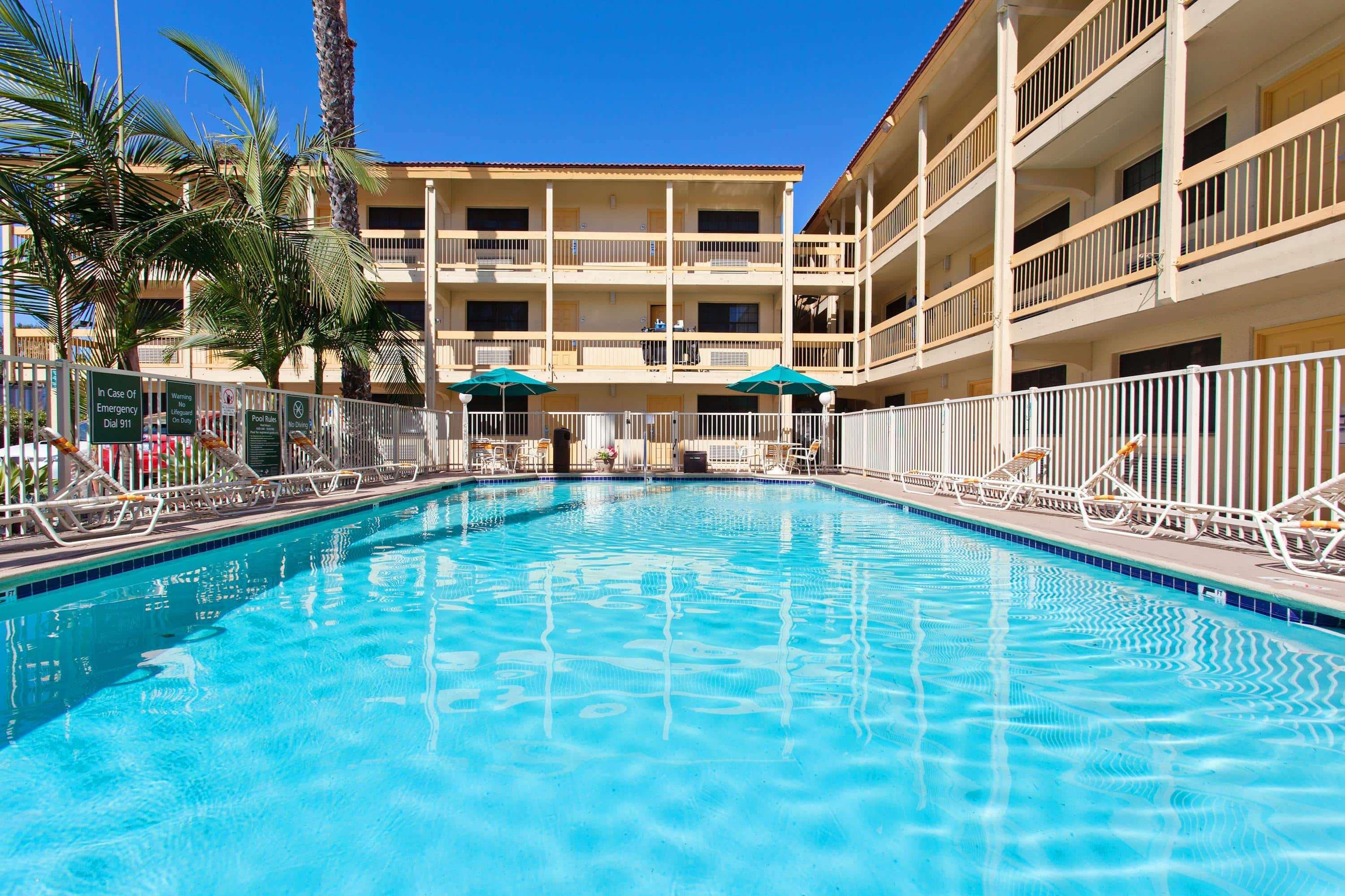 La Quinta Inn By Wyndham Costa Mesa Orange County Buitenkant foto